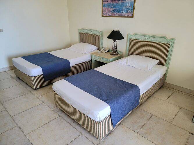 Queen Sharm Resort Beach