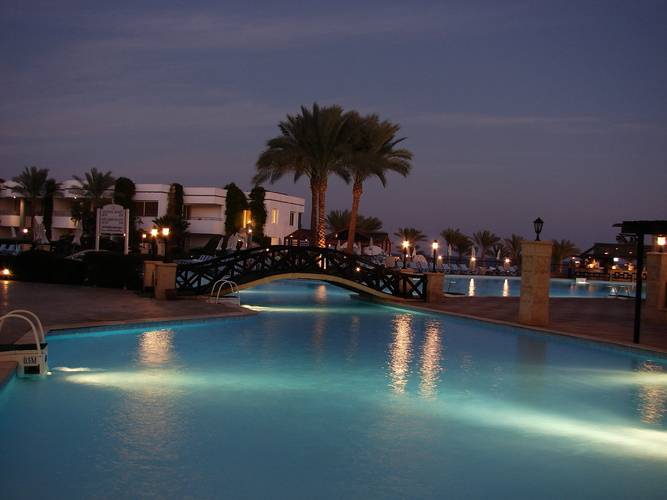 Queen Sharm Resort Beach