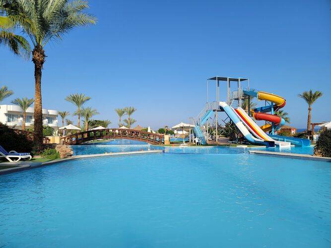 Queen Sharm Resort View