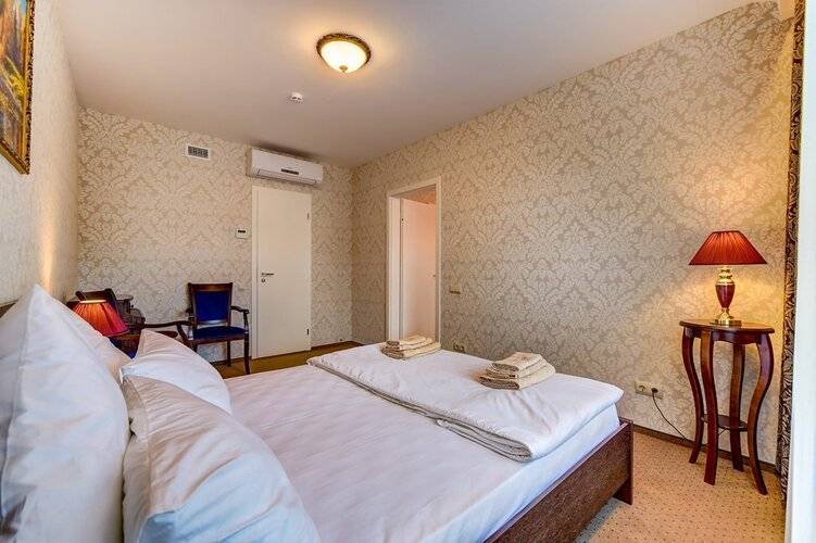 Shouyuan Hotel