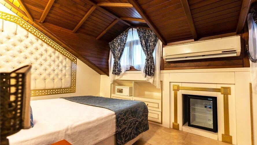 Otium Boutique Castle Old Town