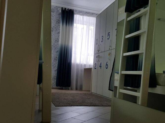 Hostel Friday