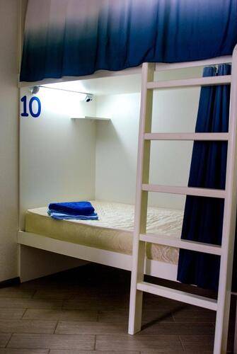 Hostel Friday