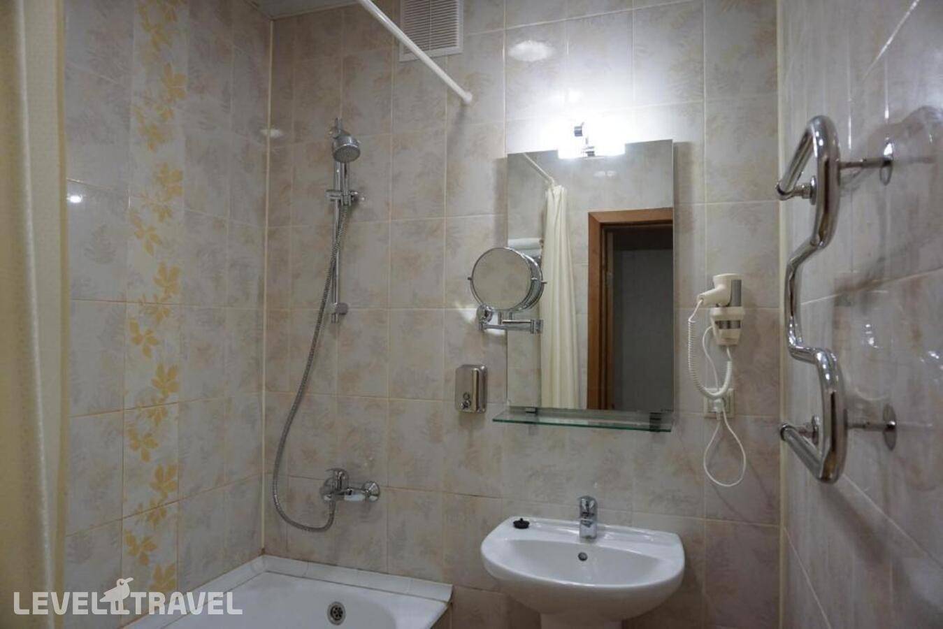 Изображение отеля 8