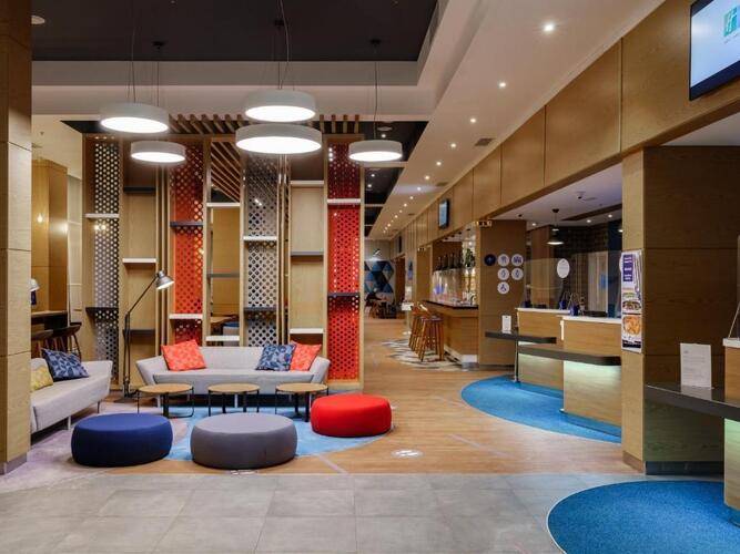 Holiday Express Moscow Шереметьево Аэропорт (Ex. Holiday Inn)