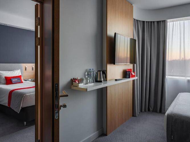 Holiday Express Moscow Шереметьево Аэропорт (Ex. Holiday Inn)