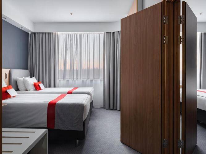 Holiday Express Moscow Шереметьево Аэропорт (Ex. Holiday Inn)