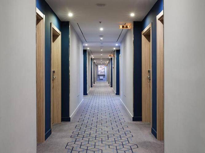 Holiday Express Moscow Шереметьево Аэропорт (Ex. Holiday Inn)