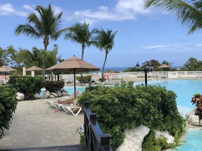 Lifestyle Kosher Tropical Suites