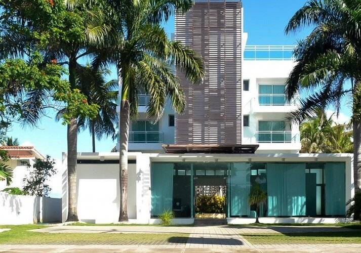 Watermark Luxury Oceanfront All Suite Hotel