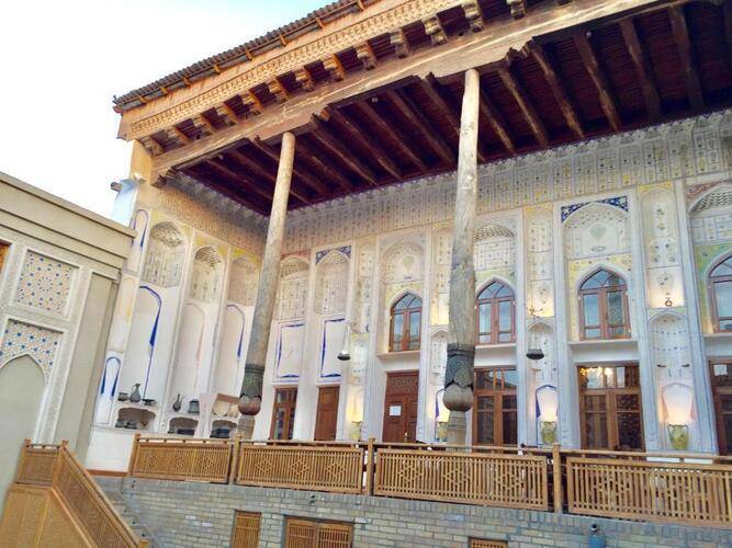 Lyabi House