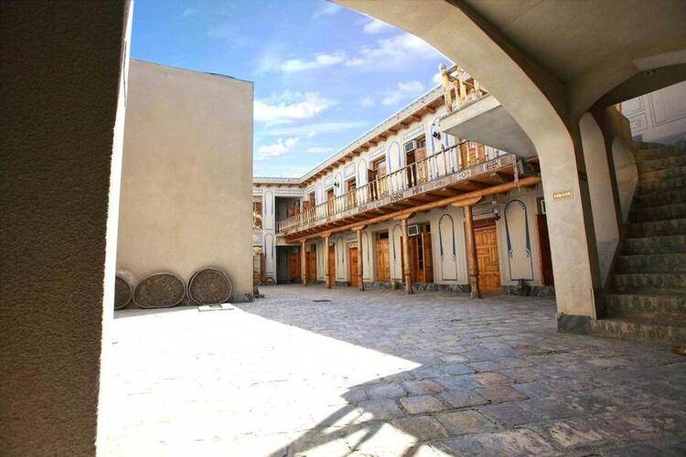 Lyabi House