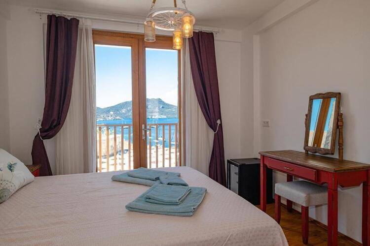Alice Tatil Evi