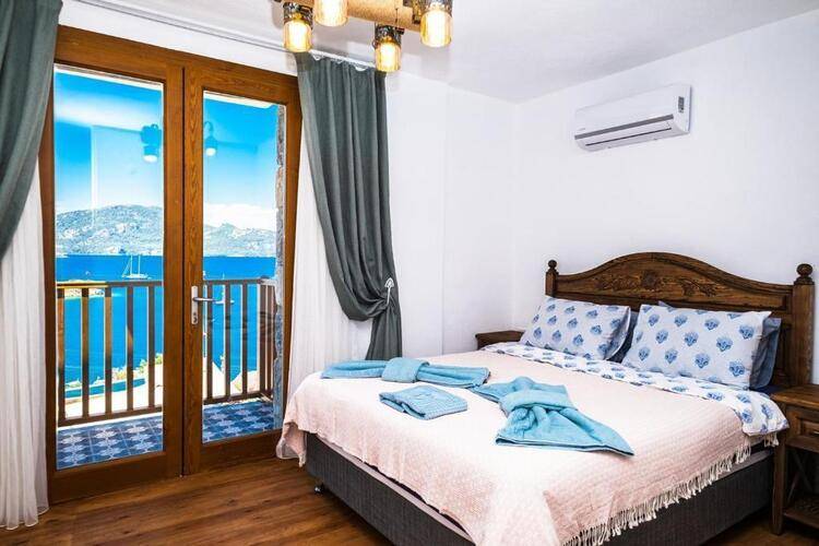 Alice Tatil Evi