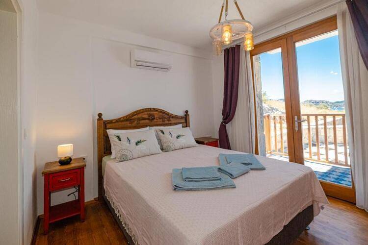Alice Tatil Evi