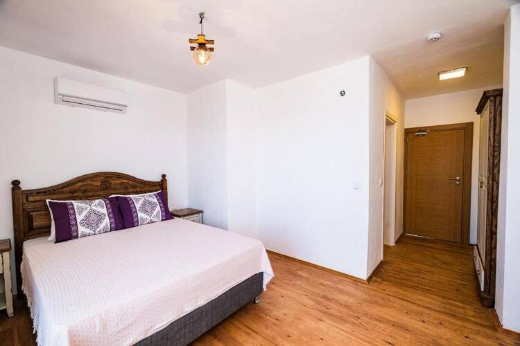 Alice Tatil Evi