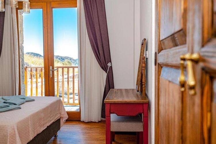 Alice Tatil Evi