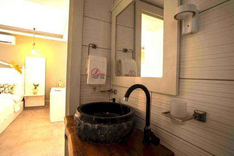 Liman Hotel Gumusluk
