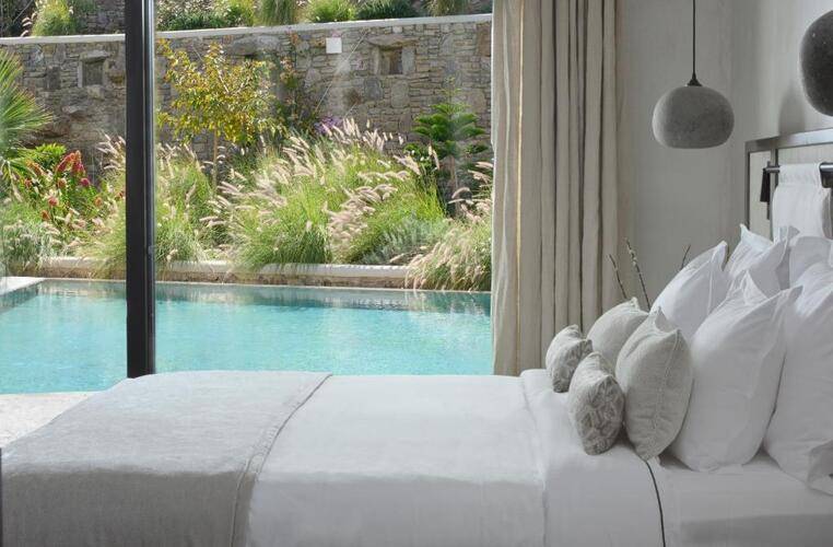 Aeonic Suites and Spa
