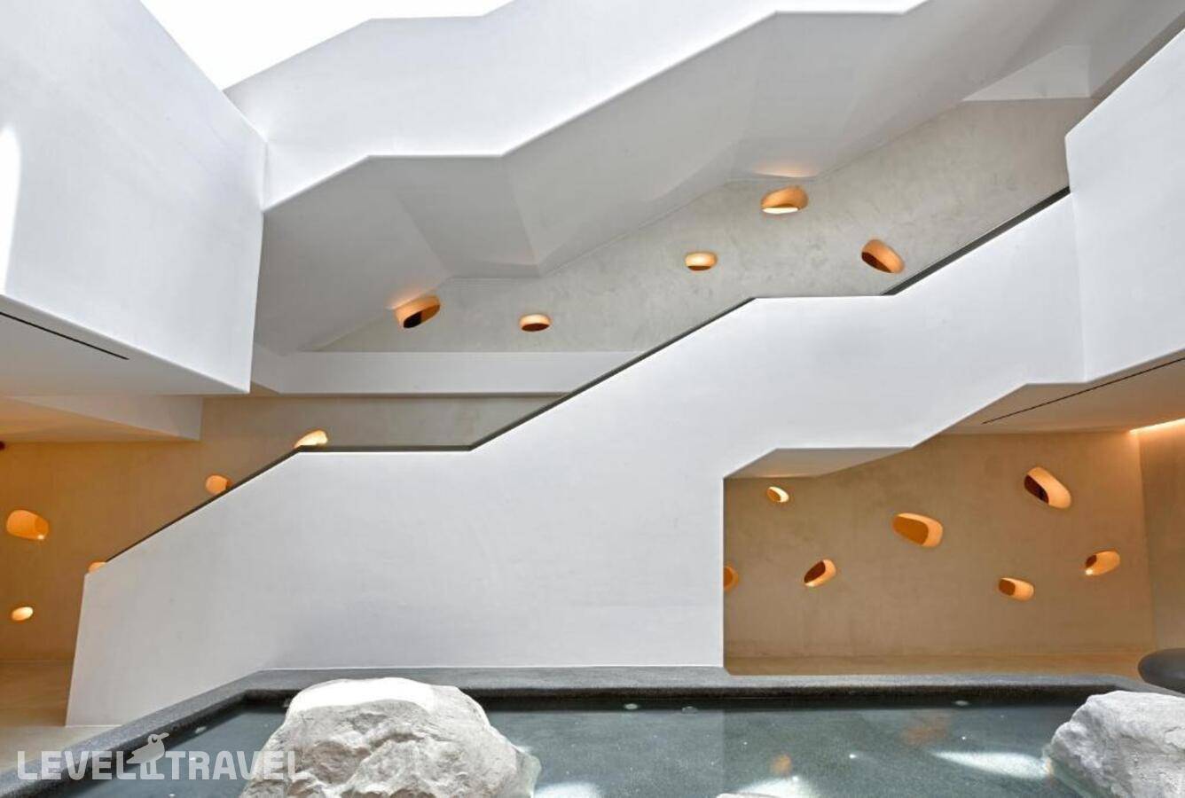 фотографии отеля Aeonic Suites and Spa в Греция(Орнос) - фото №17