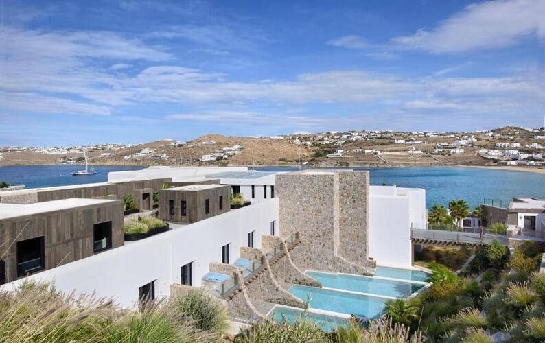 Aeonic Suites and Spa