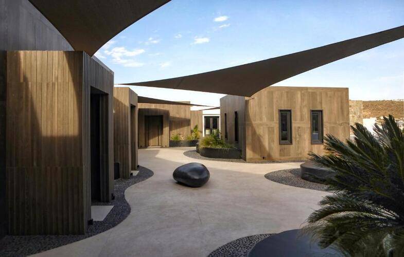 Aeonic Suites and Spa