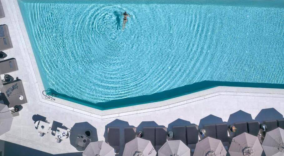 Aeonic Suites and Spa