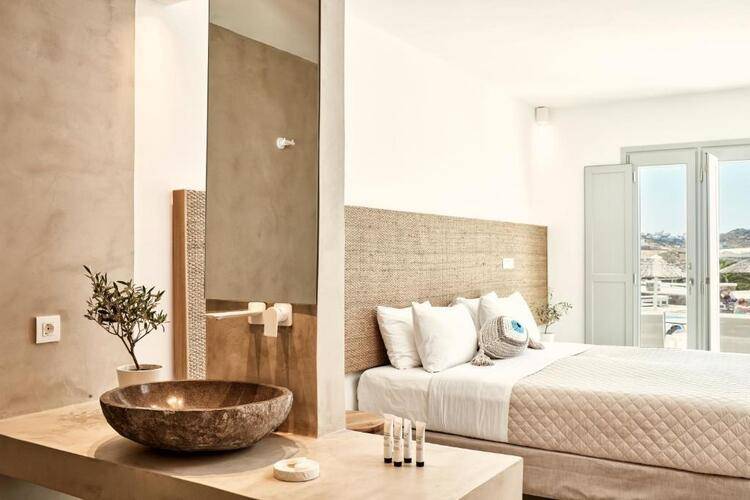 Manoulas Beach Mykonos