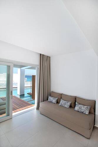 Manoulas Beach Mykonos