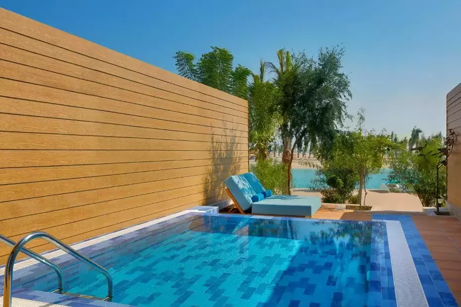 Anantara World Islands Dubai Resort