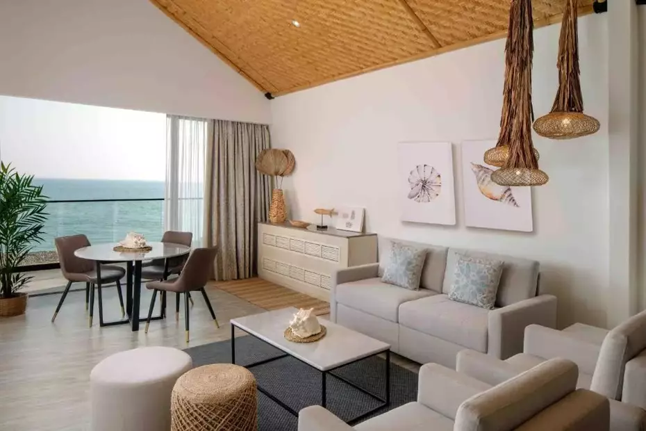 Anantara World Islands Dubai Resort