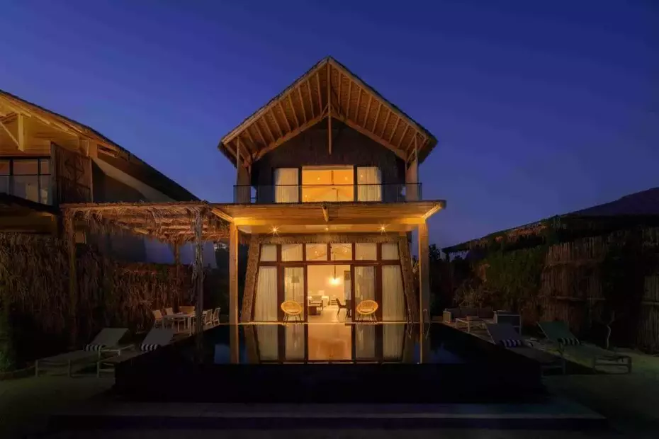 Anantara World Islands Dubai Resort