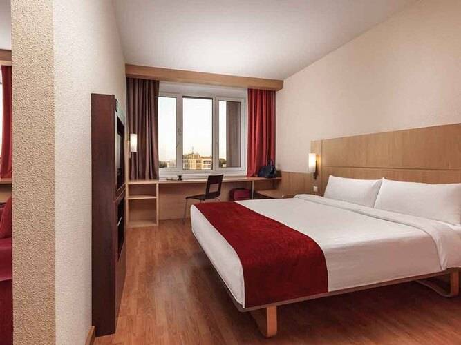 Ibis Hotel