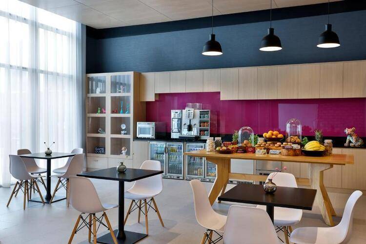 Aloft Dubai Airport