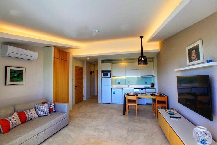 A Suite Side
