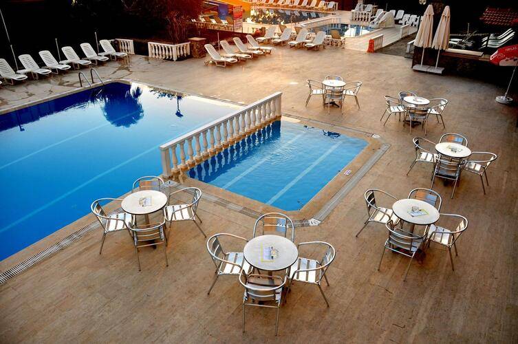 Green Park Hotel