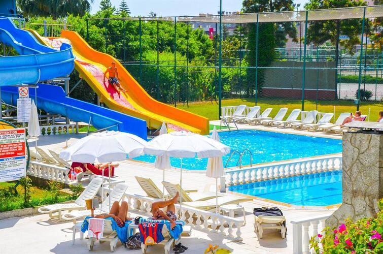 Green Park Hotel