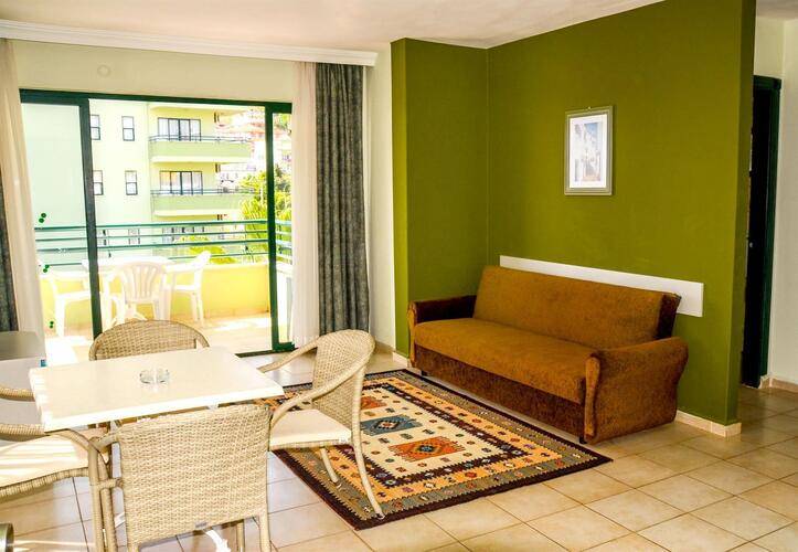 Green Park Hotel