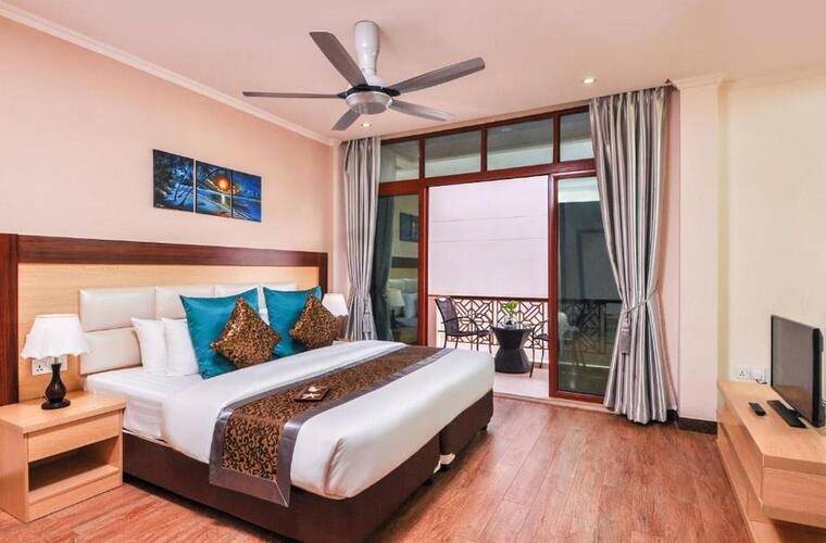 Triton Beach Maafushi