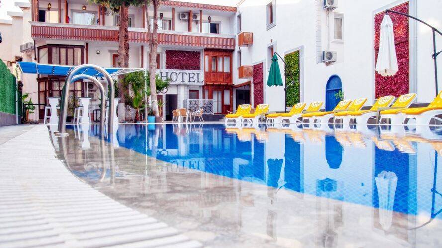 Hotel Bleu Nuit