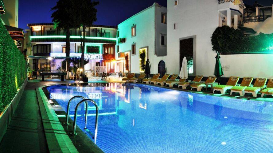 Hotel Bleu Nuit