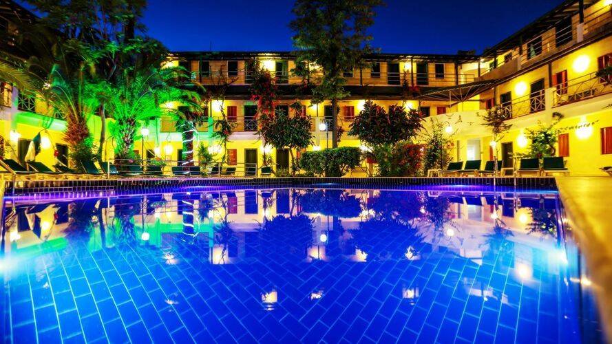 Hotel Bleu Nuit