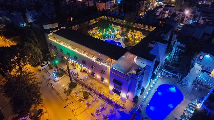 Hotel Bleu Nuit