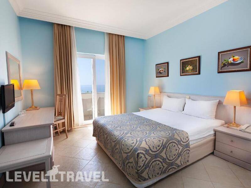 Фотография X Life Hotel (Adults Only 15+)