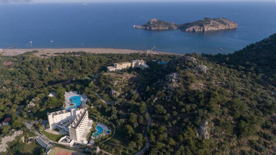 X Life Hotel (Adults Only 15+)