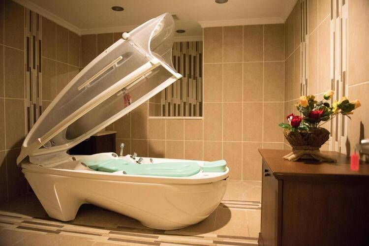 X Life Hotel (Adults Only 15+)