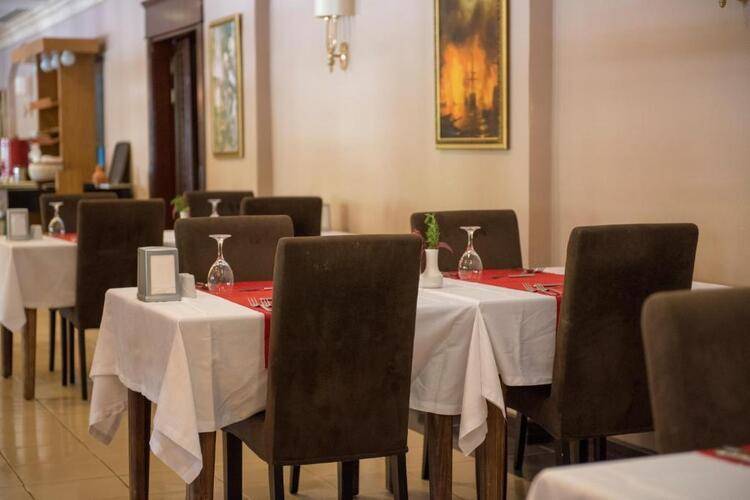 X Life Hotel (Adults Only 15+)