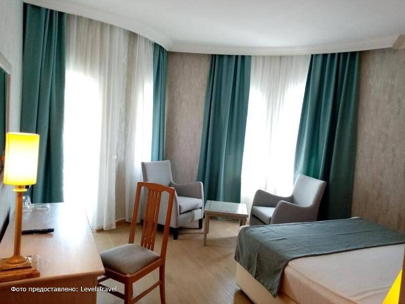 Фотография X Life Hotel (Adults Only 15+)