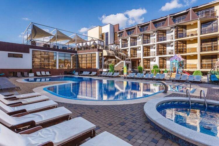Pontos Family Resort Hotel