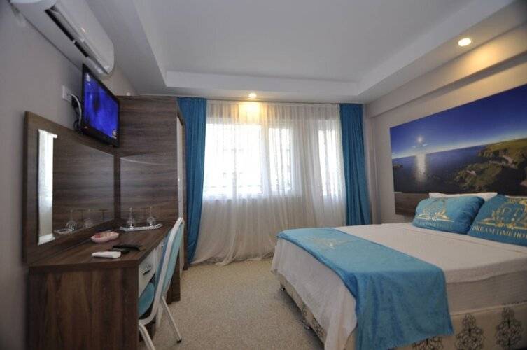 Dream Time Hotel